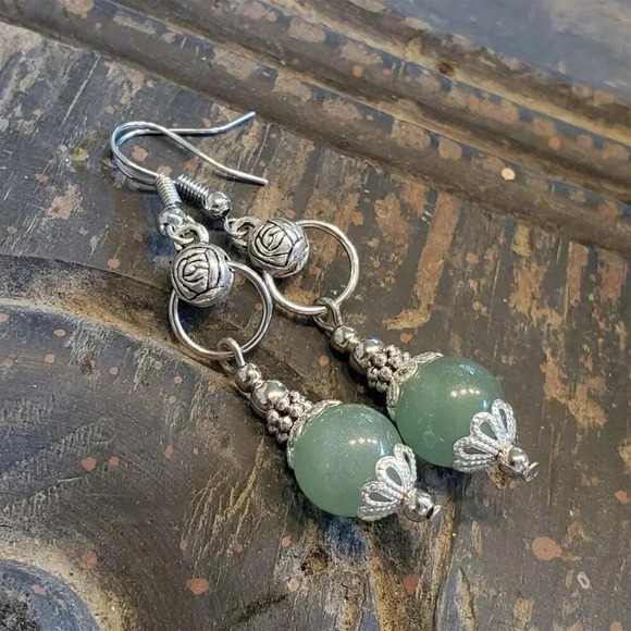 Green Malaysian Jade Gemstone Lacy Trim Silver Carved Rose Handcrafted Earrings - Picture 7 of 10